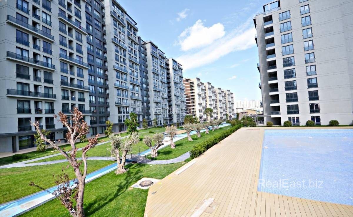 Modern Apartment in a Thriving Istanbul District